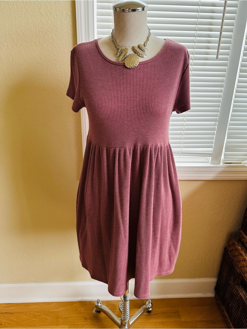 Wild Fable Short Sleeve Babydoll Dress in Dusty Rose